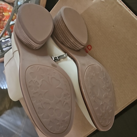 Lucky Cassia ankle bootiea - Picture 5 of 5